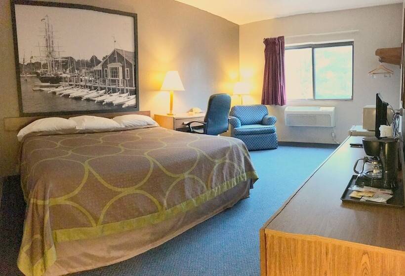 Motel Super 8 By Wyndham Groton