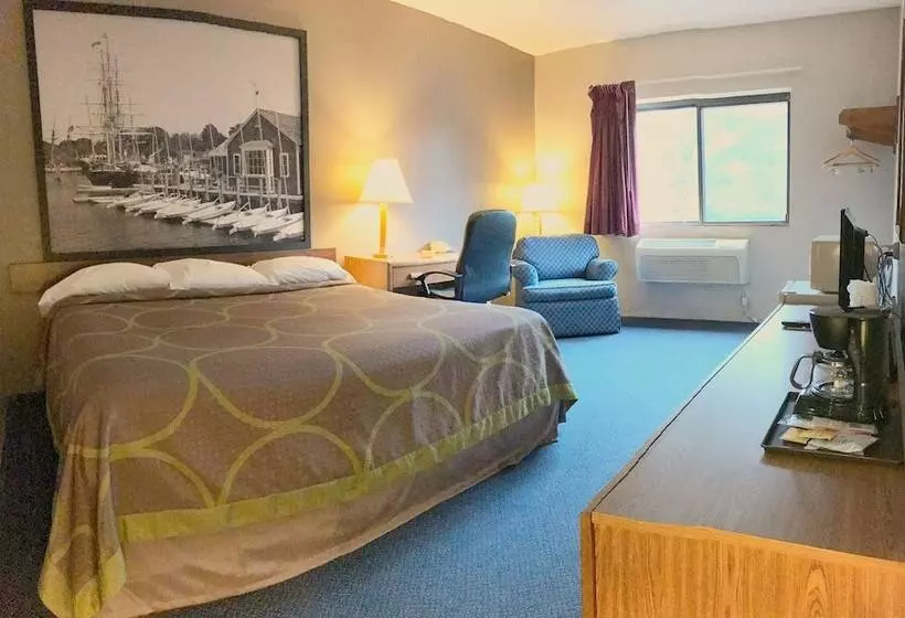 汽车旅馆  Super 8 By Wyndham Groton