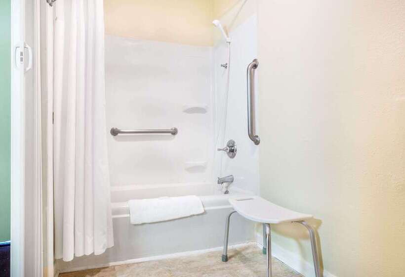 モーテル Super 8 By Wyndham Manning