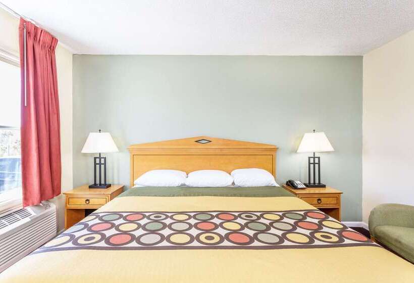 モーテル Super 8 By Wyndham Manning