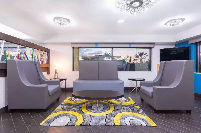 汽车旅馆  Super 8 By Wyndham Prattville Montgomery