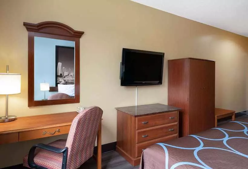 モーテル Super 8 By Wyndham Salisbury