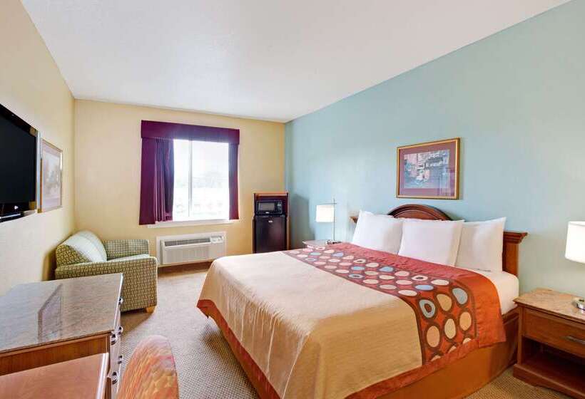 فندق على الطريق Super 8 By Wyndham Salisbury