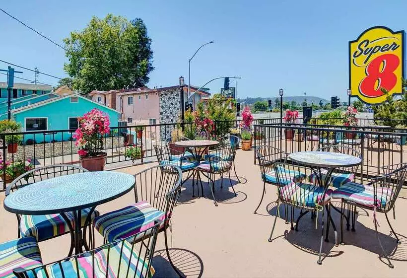 汽车旅馆  Super 8 By Wyndham Santa Cruz/beach Boardwalk East