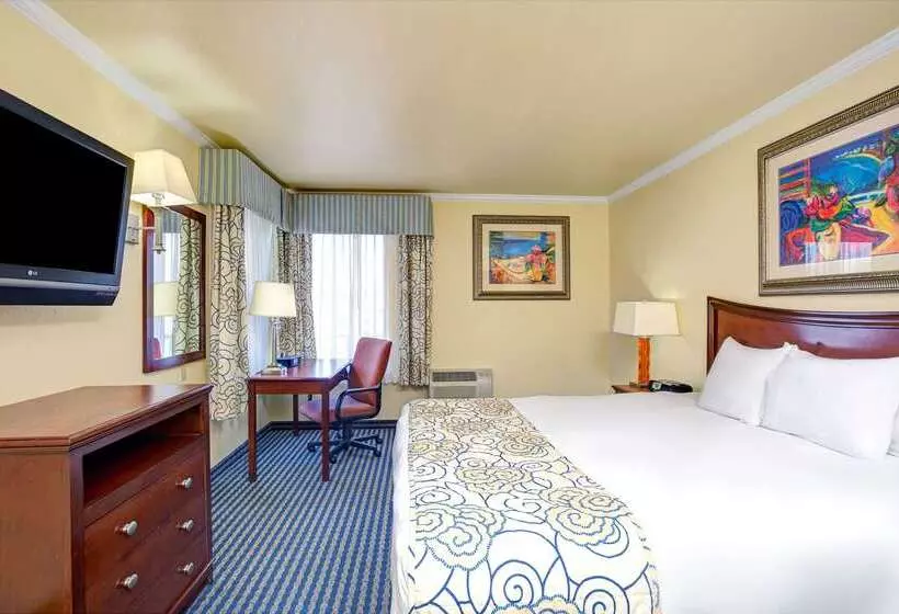 汽车旅馆  Super 8 By Wyndham Santa Cruz/beach Boardwalk East