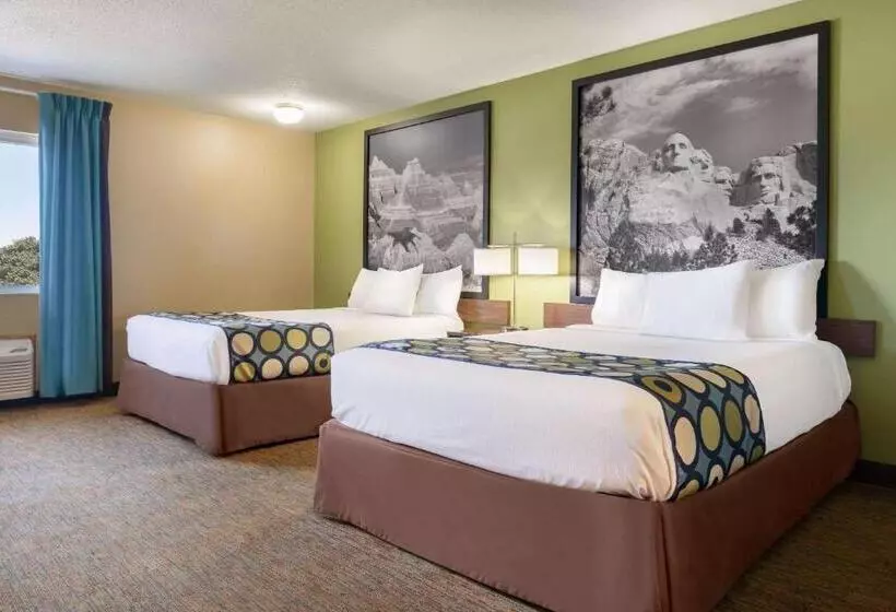مُتل Super 8 By Wyndham Sioux Falls
