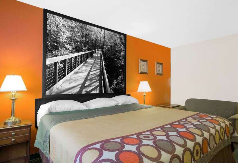 汽车旅馆 Super 8 By Wyndham Talladega Al