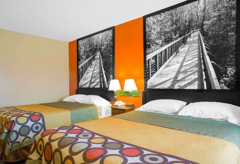 汽车旅馆 Super 8 By Wyndham Talladega Al