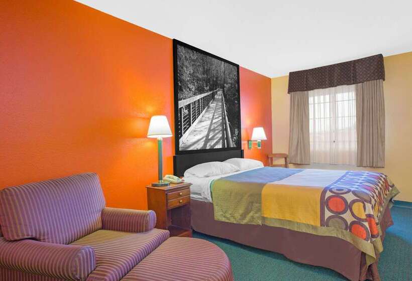 汽车旅馆 Super 8 By Wyndham Talladega Al