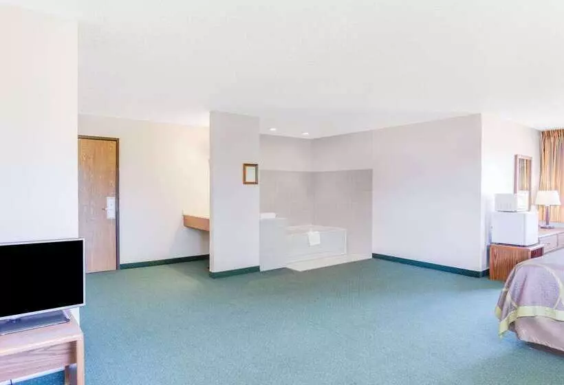 汽车旅馆 Super 8 By Wyndham Oelwein