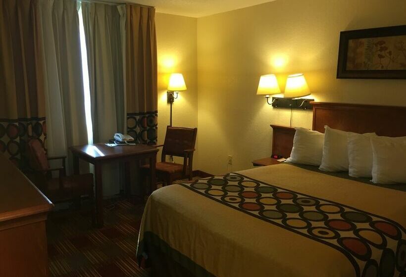 Мотель Super 8 By Wyndham Grand Forks