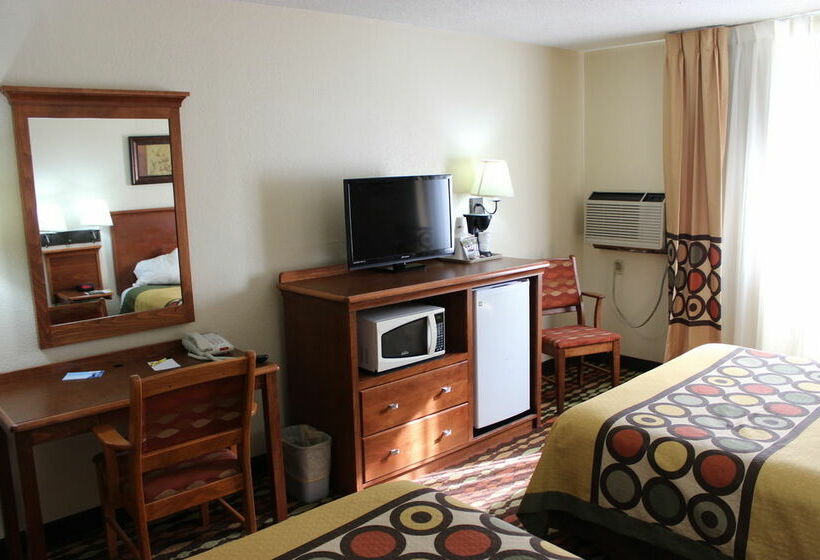 Мотель Super 8 By Wyndham Grand Forks