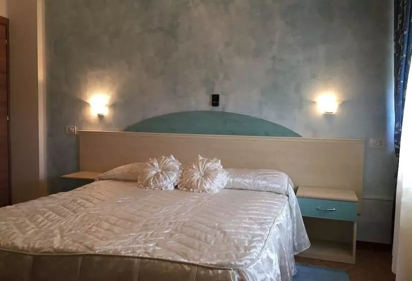 Ausonia Hotel Ristorante