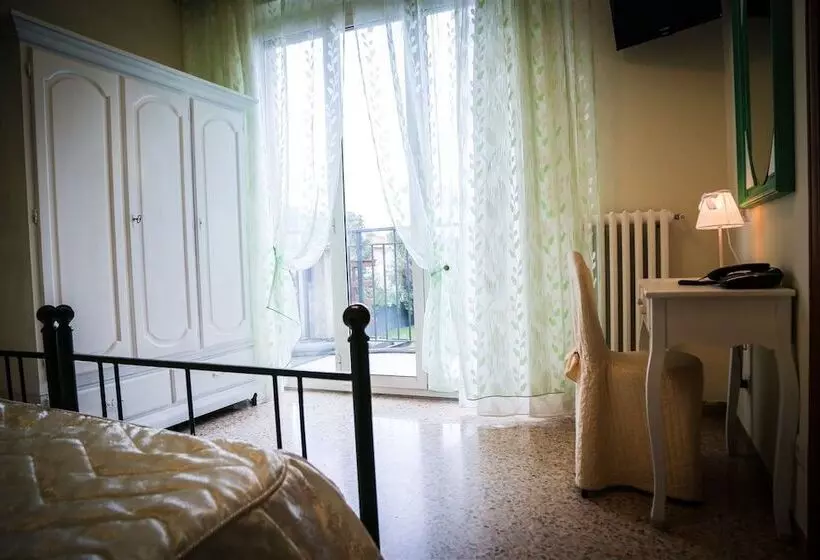 Ausonia Hotel Ristorante