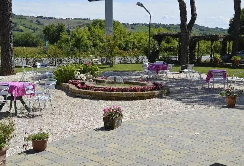 Ausonia Hotel Ristorante