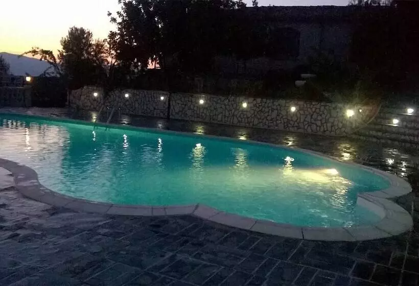 Aamiaismajoitus (B&B) Agriturismo Vemi