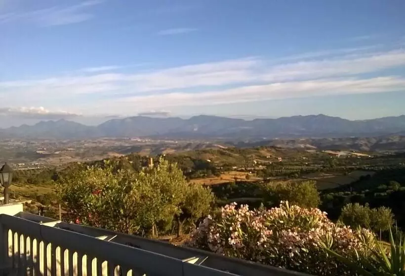 Aamiaismajoitus (B&B) Agriturismo Vemi