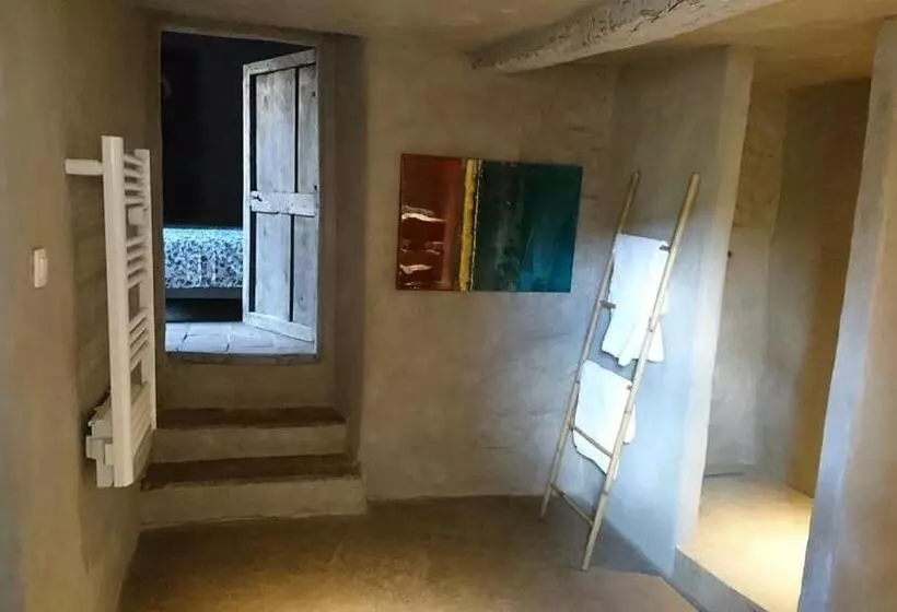 ベッドアンドブレックファースト La Belle Endormie