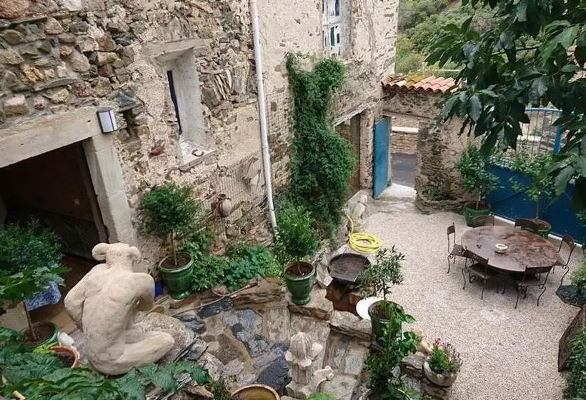 ベッドアンドブレックファースト La Belle Endormie