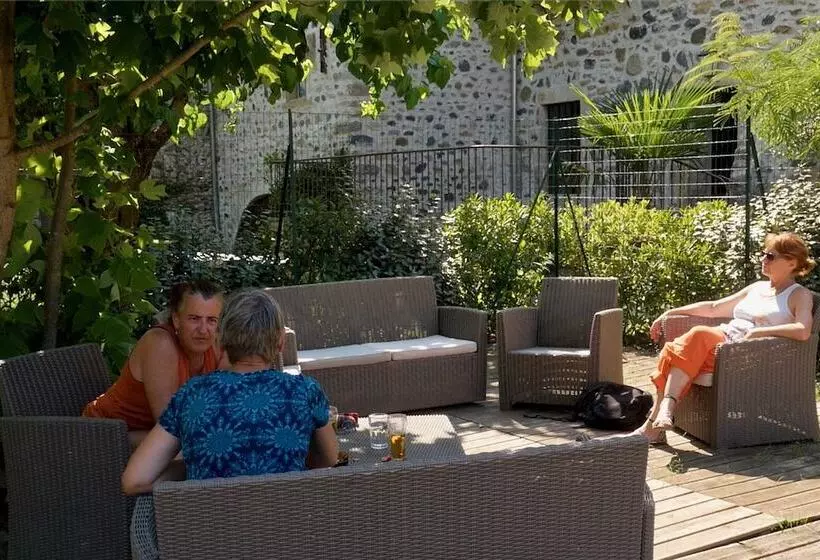 Aamiaismajoitus (B&B) Le Moulin D Onclaire Chambres D Hotes