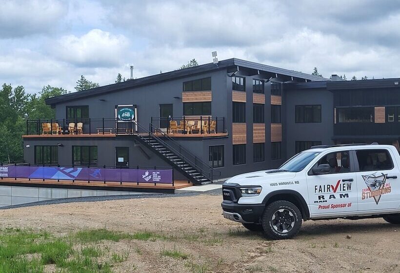 فندق Crabbe Mountain Inn