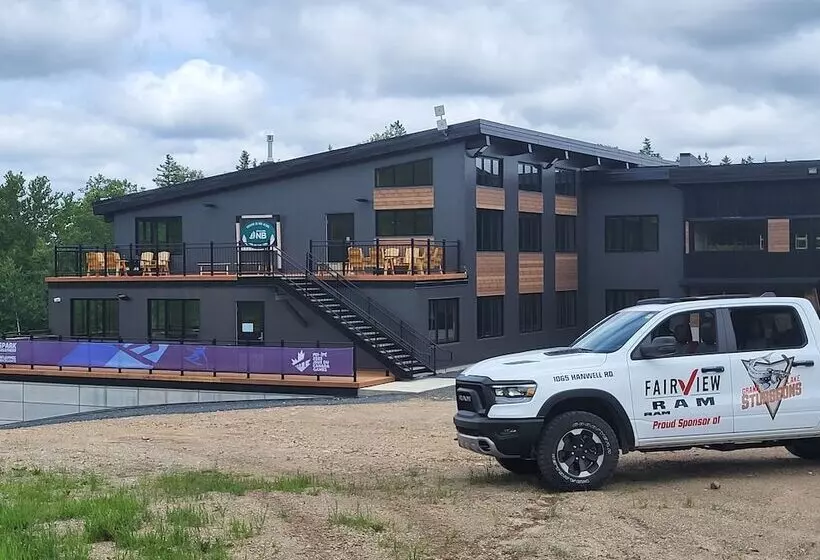 Hotelli Crabbe Mountain Inn