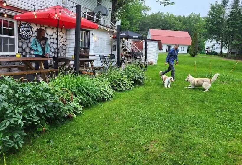 Hotelli Crabbe Mountain Inn