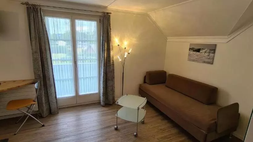 Hotelli Hôtel Restaurant Cave Bel Air