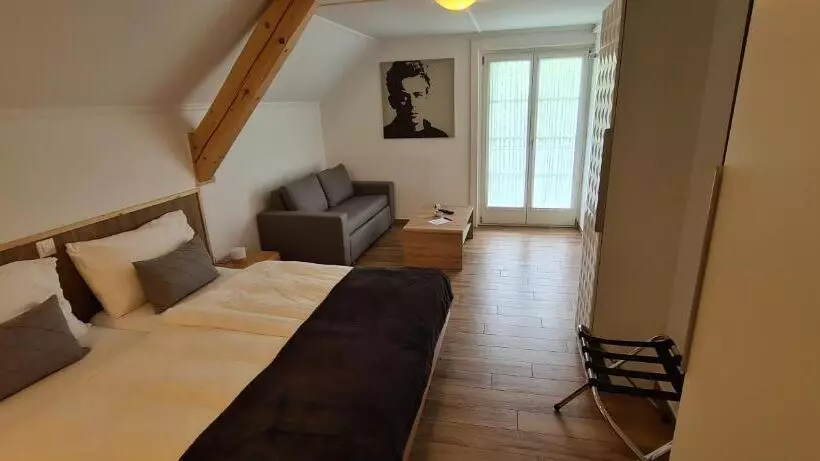 Hotelli Hôtel Restaurant Cave Bel Air