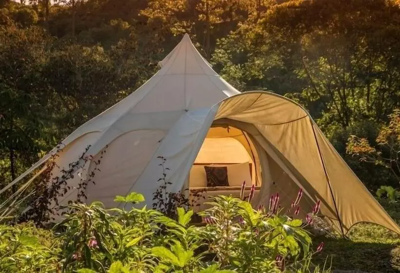 Hotelli Kinkara Luxury Retreat