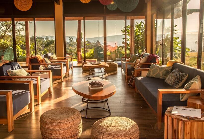 בית מלון כפרי Kinkara Luxury Retreat