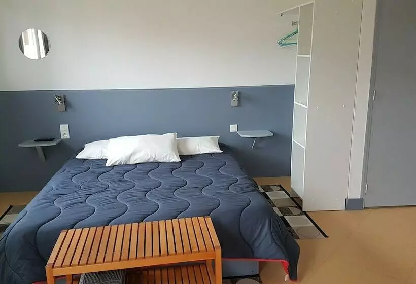 ホテル L Agrion Bleu   Chambre Hôtelière   Campsite