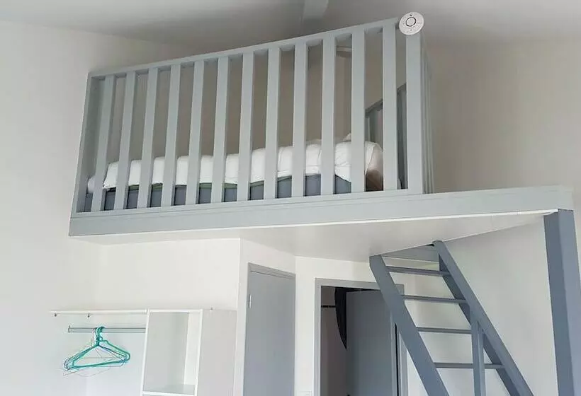 ホテル L Agrion Bleu   Chambre Hôtelière   Campsite