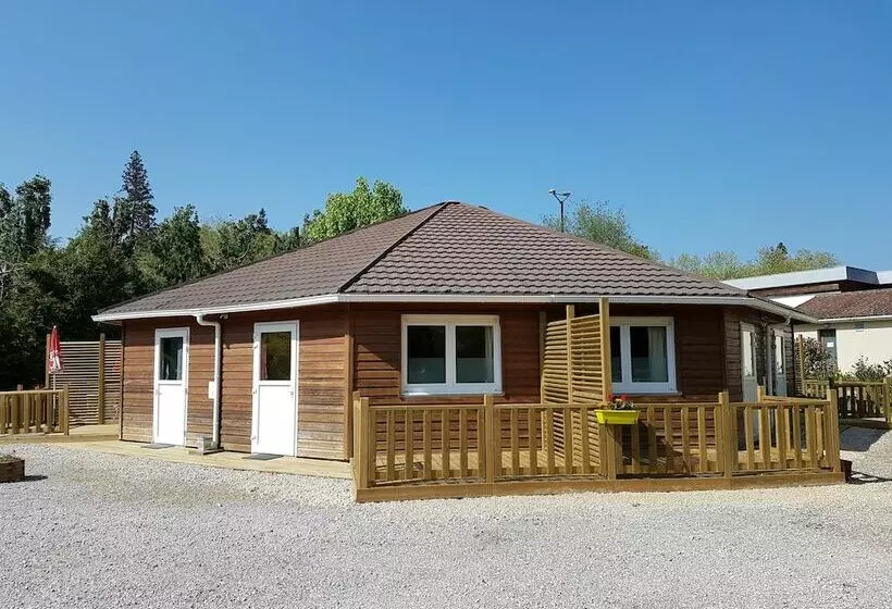 ホテル L Agrion Bleu   Chambre Hôtelière   Campsite