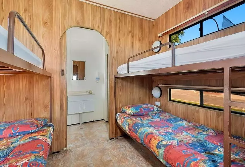 Hotelli Moonta Bay Holiday Park