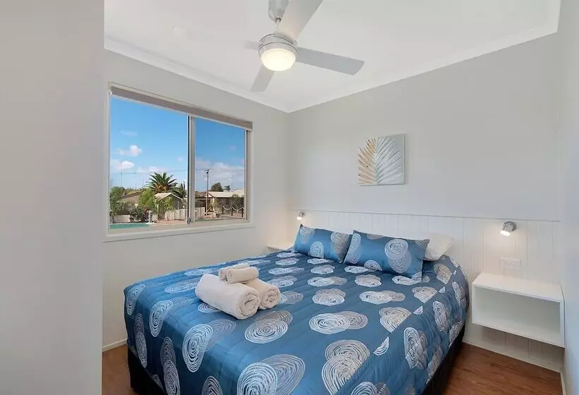 Hotelli Moonta Bay Holiday Park