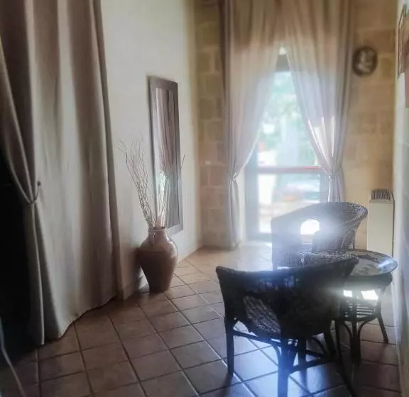 Maaseutuhotelli Agriturismo Al Passaggio Di Pirro