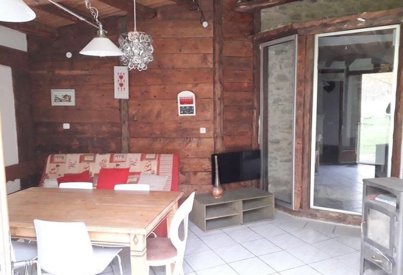 هتل روستایی Ker Triplex