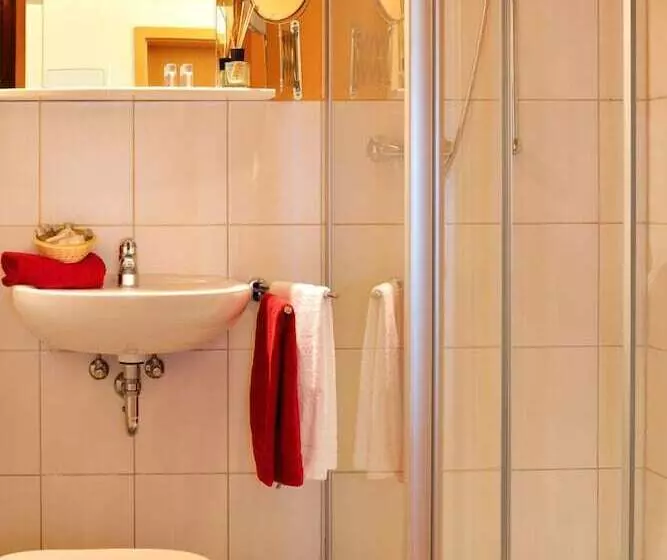 Hotelli Zum Mühlental