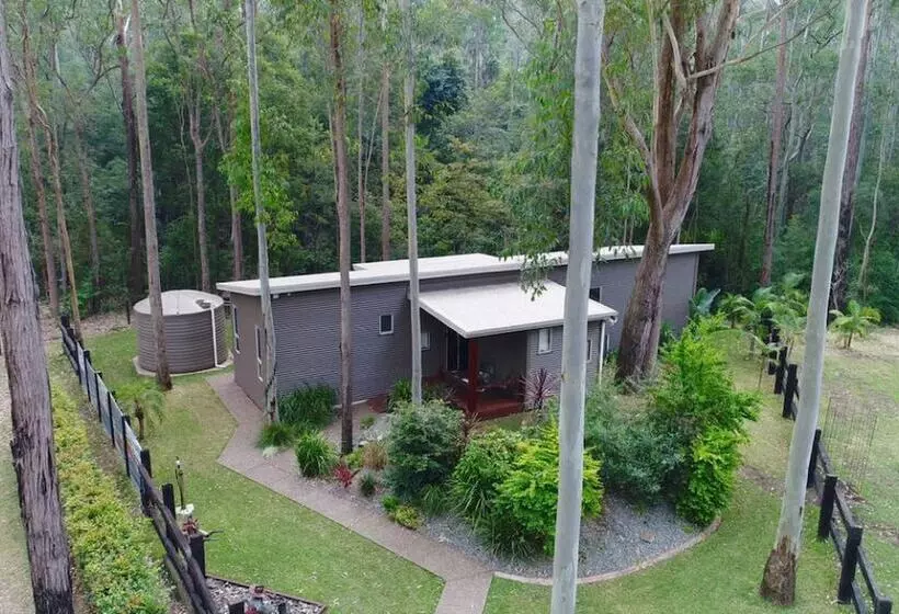 Mistinthegumtrees Eco Luxury Cabins