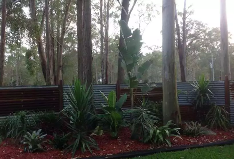 Mistinthegumtrees Eco Luxury Cabins