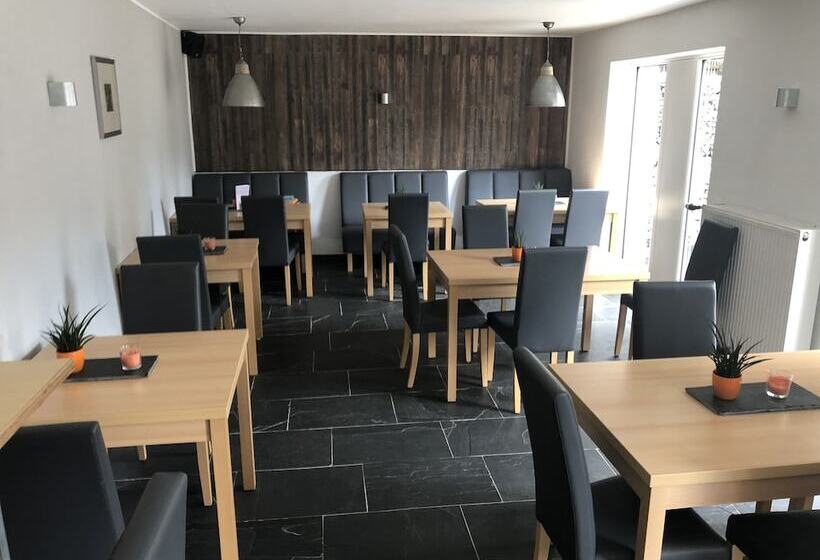 פנסיון Ferienweingut Peter Jos. Hauth