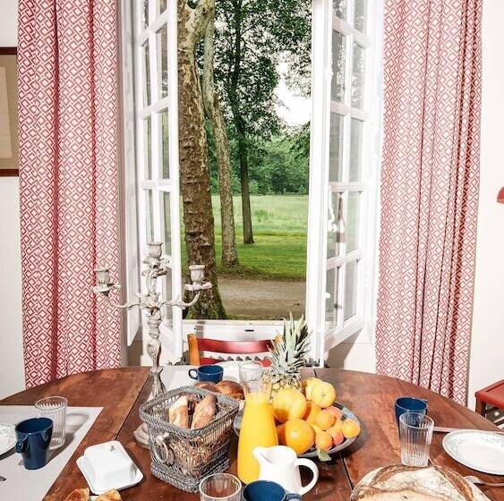 膳宿费 La Régie De Courances