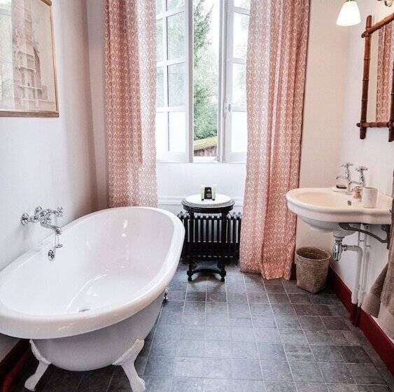 膳宿费 La Régie De Courances