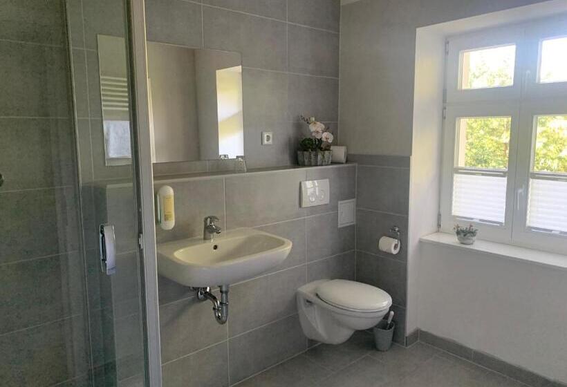 פנסיון Loensches Gut