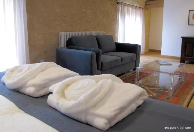 ペンション Maison Saintpé