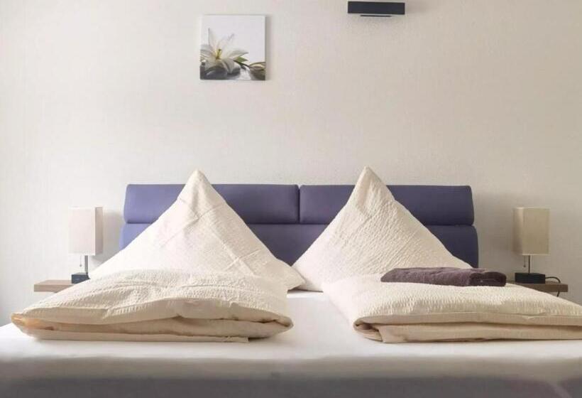 פנסיון Restaurant Zur Post