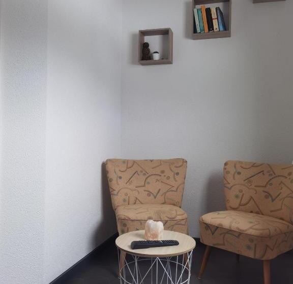 פנסיון Restaurant Zur Post