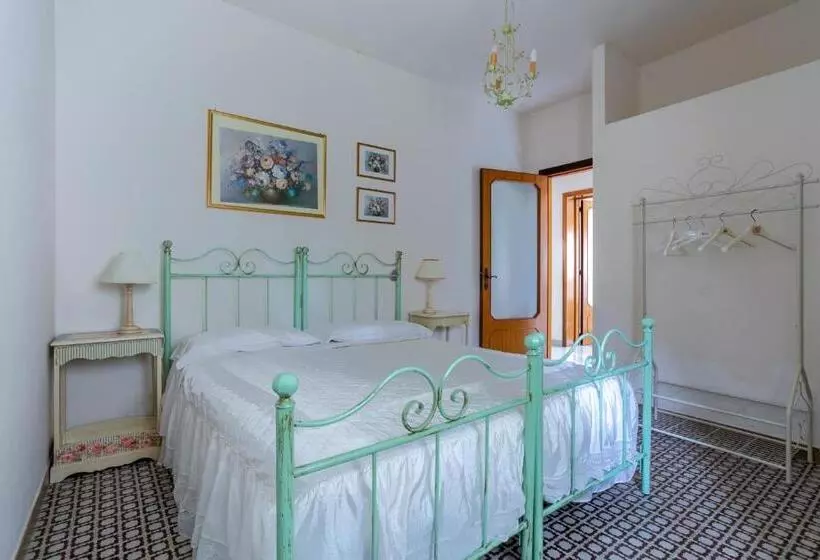 Villa Carol Appartamento E B&b