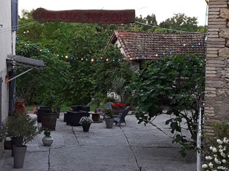 צימר Au Clos Tersois